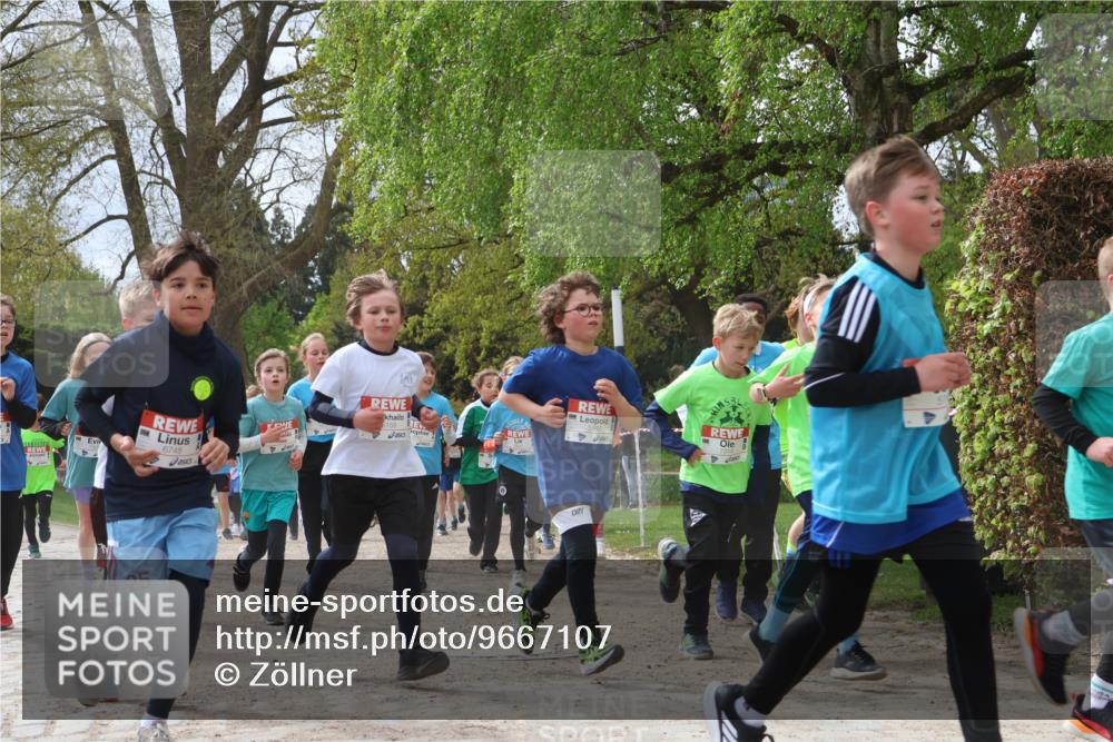 25.04.2026 - Das Zehntel Zöllner http://msf.ph/oto/9667107 25.04.2026 09:41:18 Laufen 6748, 5158, 25 meine-sportfotos.de