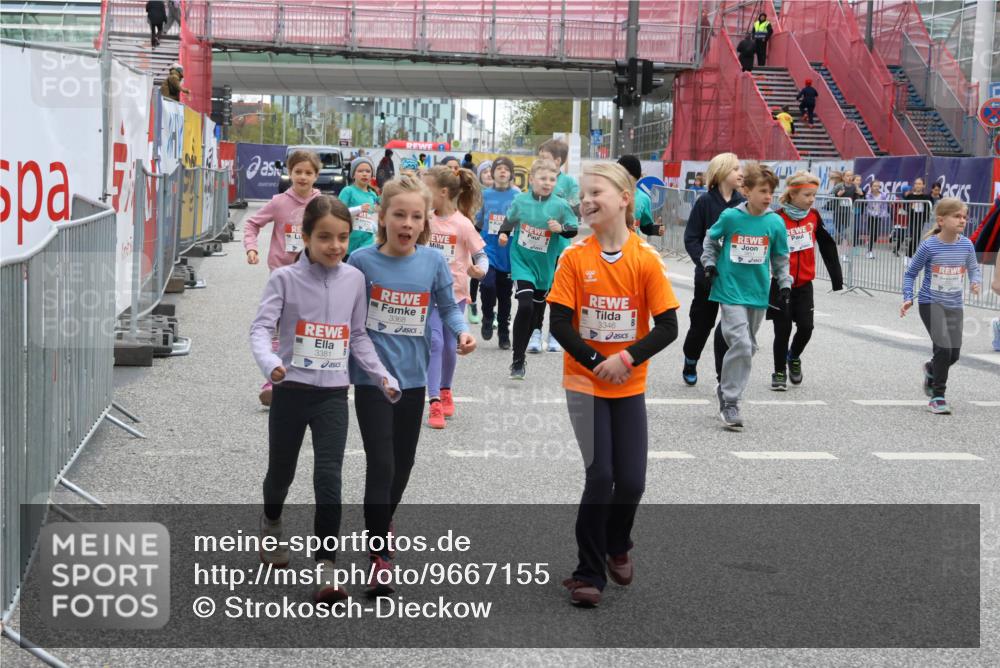 25.04.2026 - Das Zehntel Strokosch-Dieckow http://msf.ph/oto/9667155 25.04.2026 08:05:32 Allgemein zum Event 3381, 3368, 3346 meine-sportfotos.de