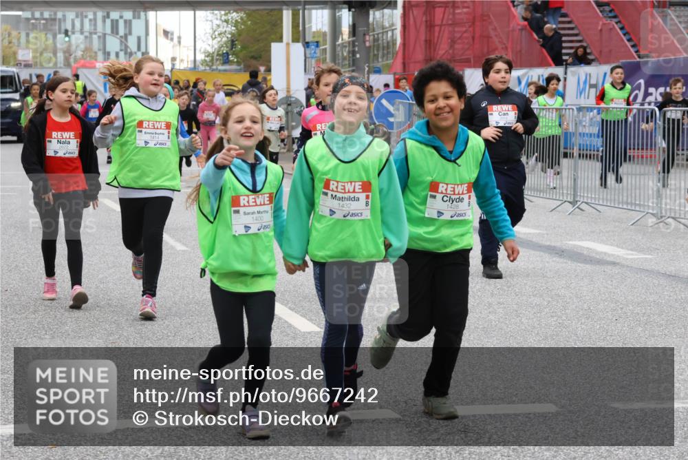 25.04.2026 - Das Zehntel Strokosch-Dieckow http://msf.ph/oto/9667242 25.04.2026 08:13:49 Allgemein zum Event 26221, 1414, 1400, 1432, 1428 meine-sportfotos.de