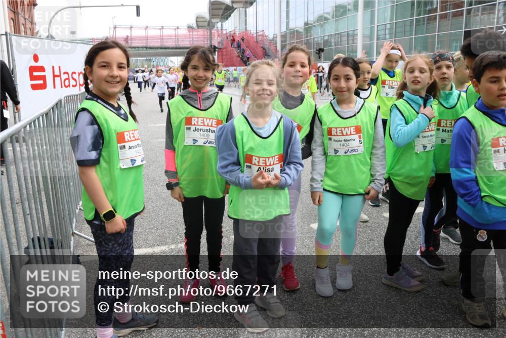 25.04.2026 - Das Zehntel Strokosch-Dieckow http://msf.ph/oto/9667271 25.04.2026 08:15:04 Allgemein zum Event 1401, 1409, 1404, 1400, 14 meine-sportfotos.de