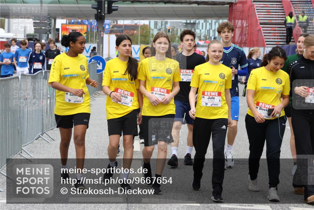 25.04.2026 - Das Zehntel Strokosch-Dieckow http://msf.ph/oto/9667654 25.04.2026 14:05:58 Allgemein zum Event 17449, 448, 17437, 17442, 17439 meine-sportfotos.de