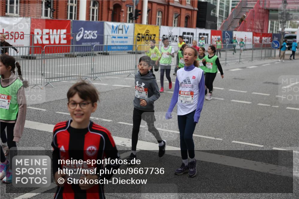 25.04.2026 - Das Zehntel Strokosch-Dieckow http://msf.ph/oto/9667736 25.04.2026 08:03:30 Allgemein zum Event 20, 2324, 4014 meine-sportfotos.de