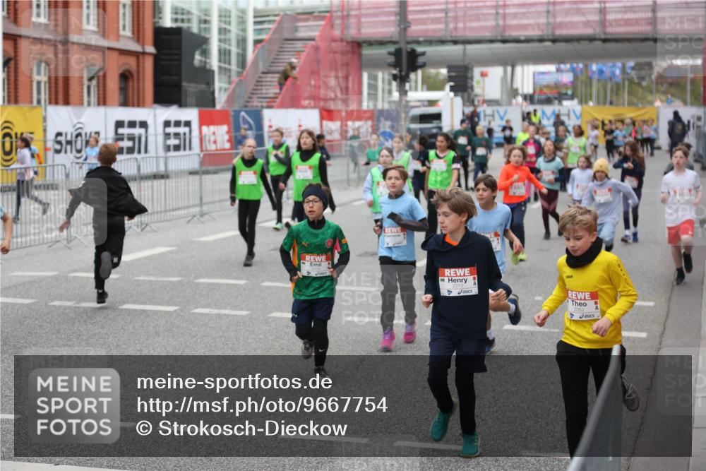 25.04.2026 - Das Zehntel Strokosch-Dieckow http://msf.ph/oto/9667754 25.04.2026 08:03:49 Allgemein zum Event 557, 6577, 2052 meine-sportfotos.de