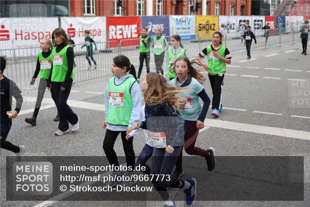 25.04.2026 - Das Zehntel Strokosch-Dieckow http://msf.ph/oto/9667773 25.04.2026 08:03:57 Allgemein zum Event 3324, 061, 062 meine-sportfotos.de