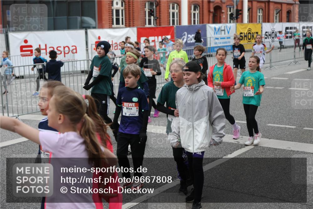 25.04.2026 - Das Zehntel Strokosch-Dieckow http://msf.ph/oto/9667808 25.04.2026 08:04:10 Allgemein zum Event 23, 2072 meine-sportfotos.de