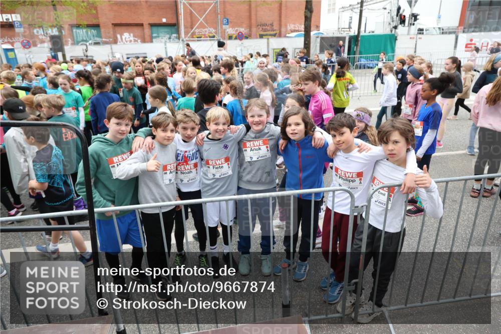 25.04.2026 - Das Zehntel Strokosch-Dieckow http://msf.ph/oto/9667874 25.04.2026 08:05:28 Allgemein zum Event 3407, 4, 3402 meine-sportfotos.de