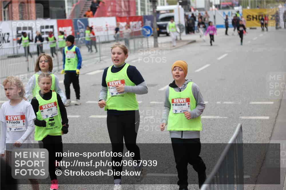 25.04.2026 - Das Zehntel Strokosch-Dieckow http://msf.ph/oto/9667939 25.04.2026 08:07:19 Allgemein zum Event 3971, 1141, 114, 1129 meine-sportfotos.de