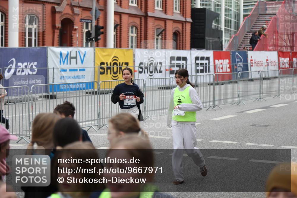 25.04.2026 - Das Zehntel Strokosch-Dieckow http://msf.ph/oto/9667971 25.04.2026 08:07:28 Allgemein zum Event 657 meine-sportfotos.de