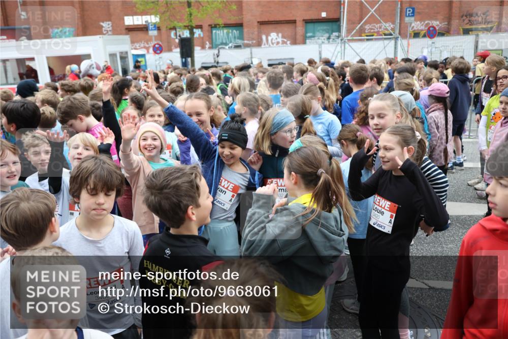 25.04.2026 - Das Zehntel Strokosch-Dieckow http://msf.ph/oto/9668061 25.04.2026 08:09:47 Allgemein zum Event 3400, 200, 632, 3420 meine-sportfotos.de