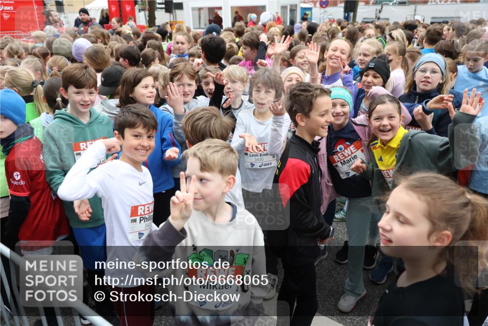 25.04.2026 - Das Zehntel Strokosch-Dieckow http://msf.ph/oto/9668065 25.04.2026 08:09:52 Allgemein zum Event 3400, 3409, 3400 meine-sportfotos.de