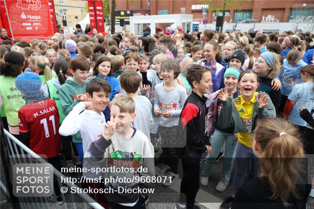 25.04.2026 - Das Zehntel Strokosch-Dieckow http://msf.ph/oto/9668071 25.04.2026 08:09:54 Allgemein zum Event 11, 3409, 36 meine-sportfotos.de
