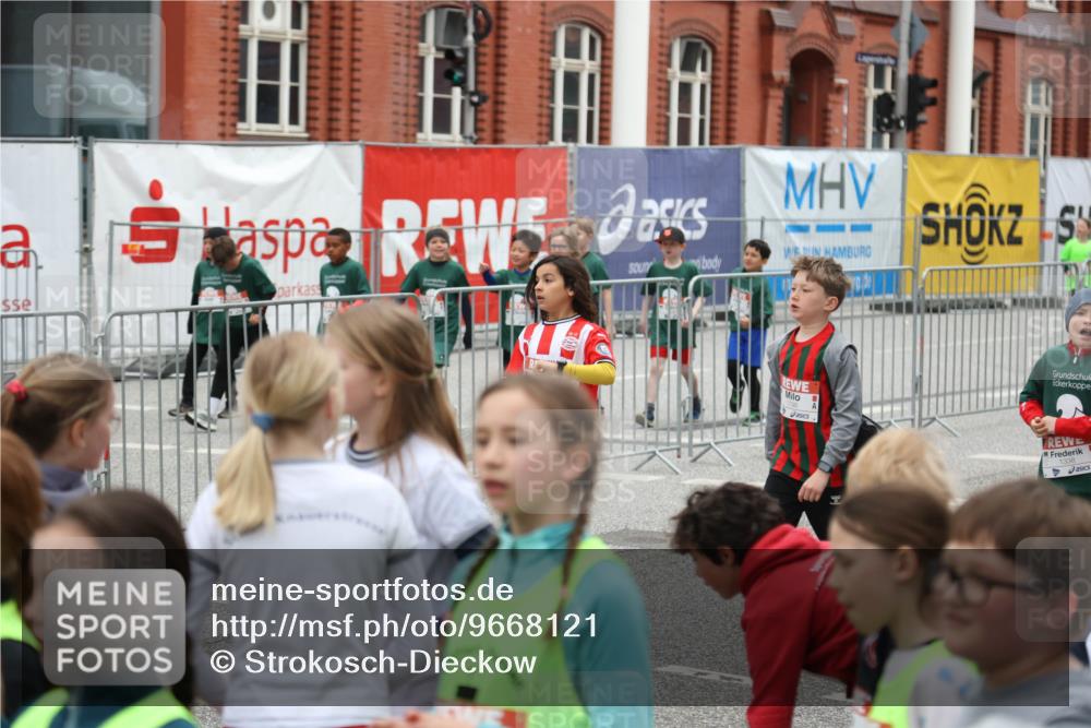 25.04.2026 - Das Zehntel Strokosch-Dieckow http://msf.ph/oto/9668121 25.04.2026 08:11:08 Allgemein zum Event 1338 meine-sportfotos.de