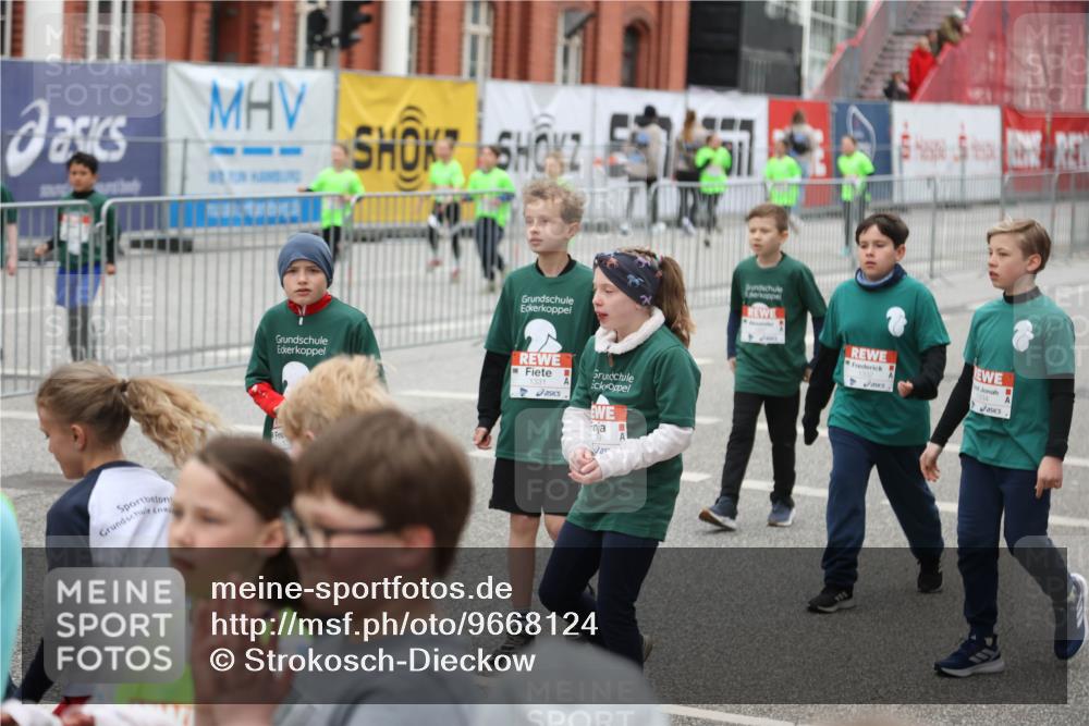 25.04.2026 - Das Zehntel Strokosch-Dieckow http://msf.ph/oto/9668124 25.04.2026 08:11:09 Allgemein zum Event 7, 1331, 1332, 1334 meine-sportfotos.de