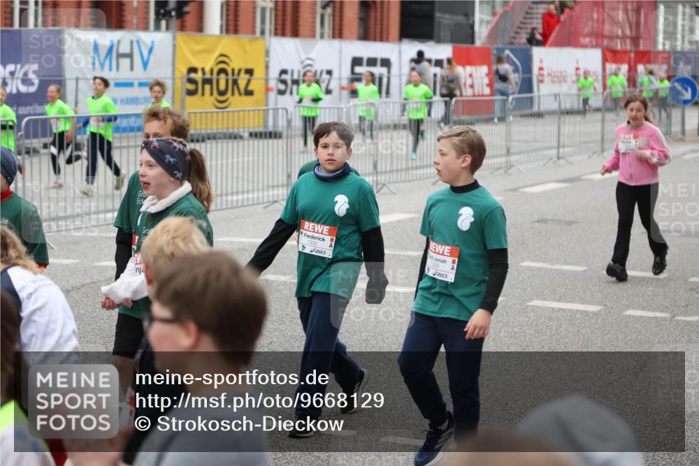 25.04.2026 - Das Zehntel Strokosch-Dieckow http://msf.ph/oto/9668129 25.04.2026 08:11:11 Allgemein zum Event 1332, 1334 meine-sportfotos.de