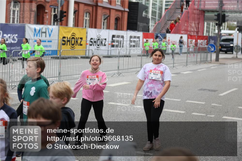 25.04.2026 - Das Zehntel Strokosch-Dieckow http://msf.ph/oto/9668135 25.04.2026 08:11:14 Allgemein zum Event 1793 meine-sportfotos.de
