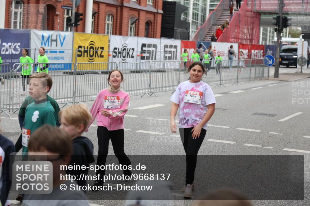 25.04.2026 - Das Zehntel Strokosch-Dieckow http://msf.ph/oto/9668137 25.04.2026 08:11:14 Allgemein zum Event 1793 meine-sportfotos.de