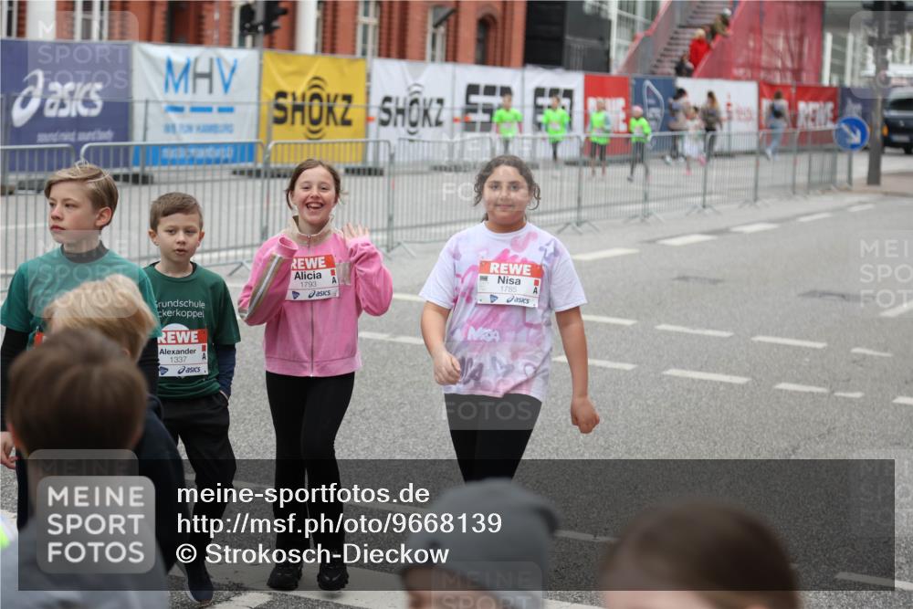 25.04.2026 - Das Zehntel Strokosch-Dieckow http://msf.ph/oto/9668139 25.04.2026 08:11:15 Allgemein zum Event 1337, 1793, 1785 meine-sportfotos.de