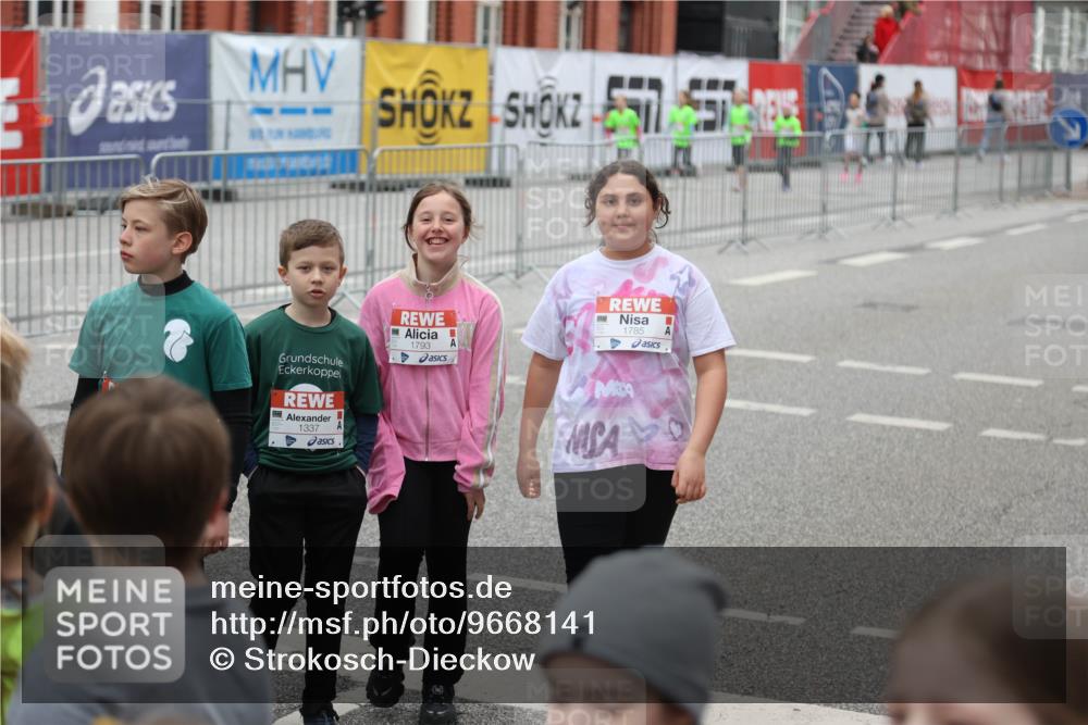 25.04.2026 - Das Zehntel Strokosch-Dieckow http://msf.ph/oto/9668141 25.04.2026 08:11:16 Allgemein zum Event 1337, 1793, 1785 meine-sportfotos.de