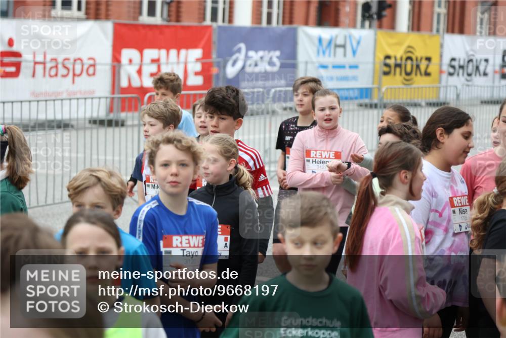 25.04.2026 - Das Zehntel Strokosch-Dieckow http://msf.ph/oto/9668197 25.04.2026 08:12:33 Allgemein zum Event 3120, 3127, 1785 meine-sportfotos.de