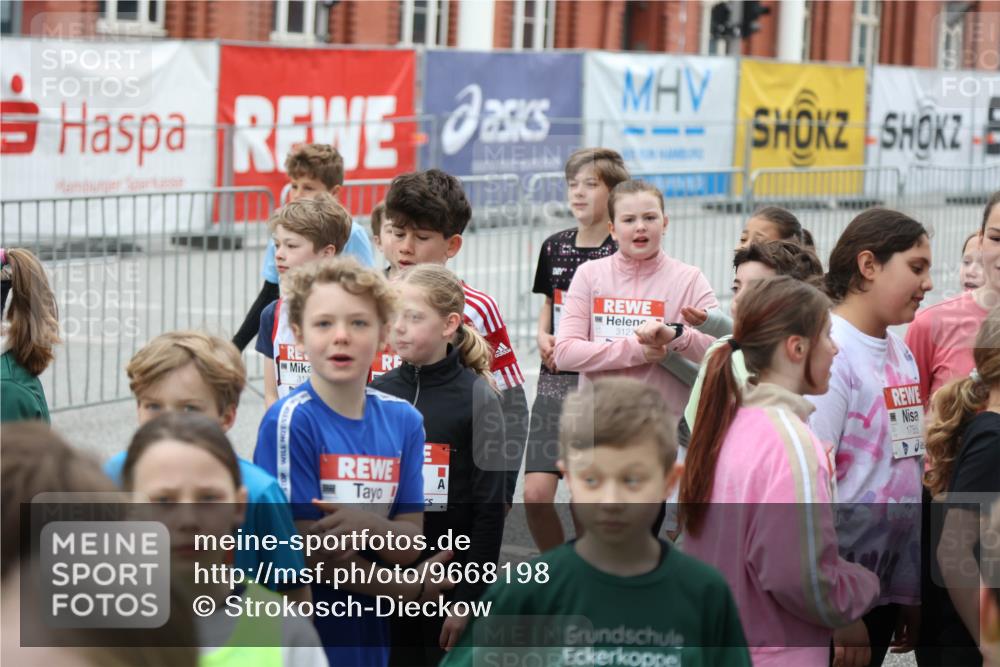 25.04.2026 - Das Zehntel Strokosch-Dieckow http://msf.ph/oto/9668198 25.04.2026 08:12:33 Allgemein zum Event 31, 3120, 3127, 1785 meine-sportfotos.de