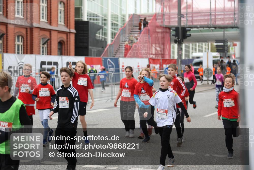 25.04.2026 - Das Zehntel Strokosch-Dieckow http://msf.ph/oto/9668221 25.04.2026 08:12:45 Allgemein zum Event 1474 meine-sportfotos.de