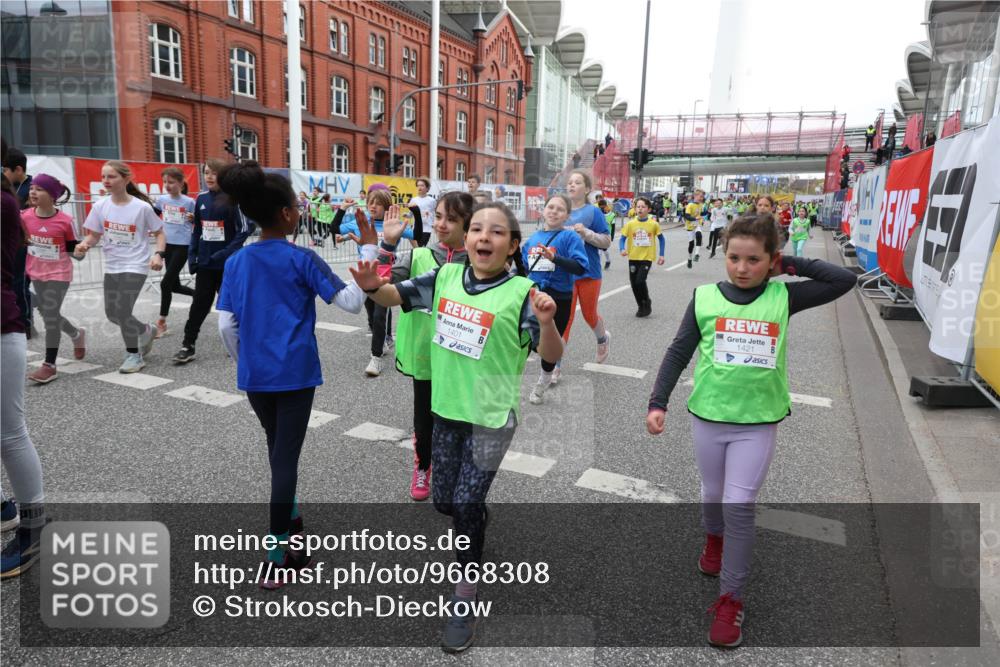 25.04.2026 - Das Zehntel Strokosch-Dieckow http://msf.ph/oto/9668308 25.04.2026 08:14:01 Allgemein zum Event 7, 1401, 1421 meine-sportfotos.de