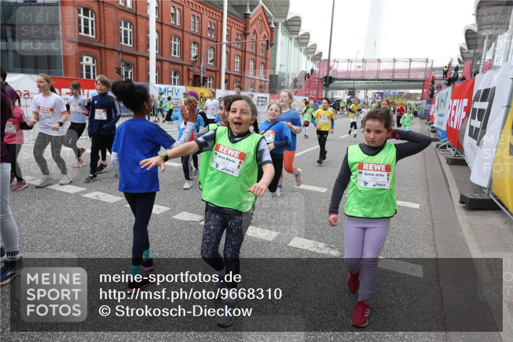 25.04.2026 - Das Zehntel Strokosch-Dieckow http://msf.ph/oto/9668310 25.04.2026 08:14:02 Allgemein zum Event 1401, 1421 meine-sportfotos.de