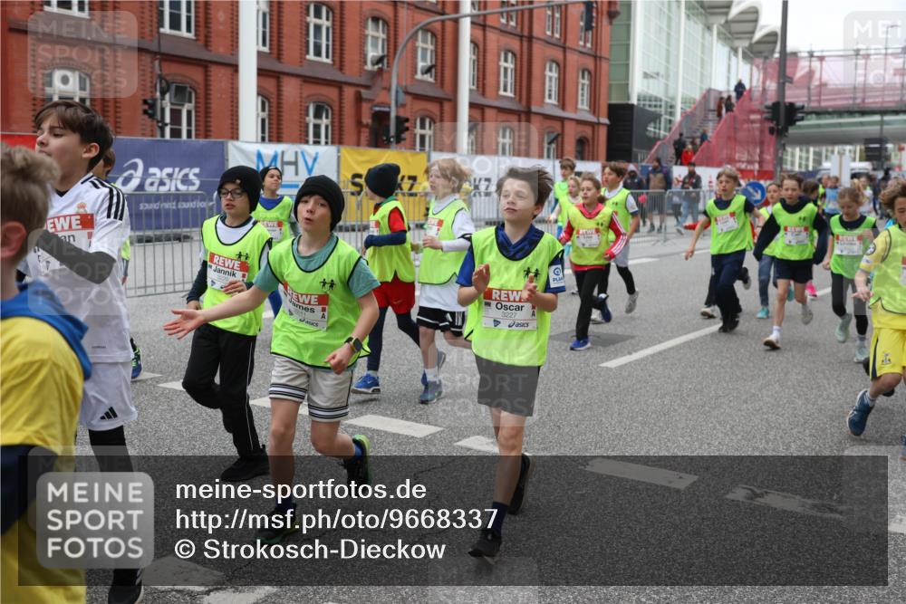 25.04.2026 - Das Zehntel Strokosch-Dieckow http://msf.ph/oto/9668337 25.04.2026 08:14:11 Allgemein zum Event 7, 7, 3227 meine-sportfotos.de