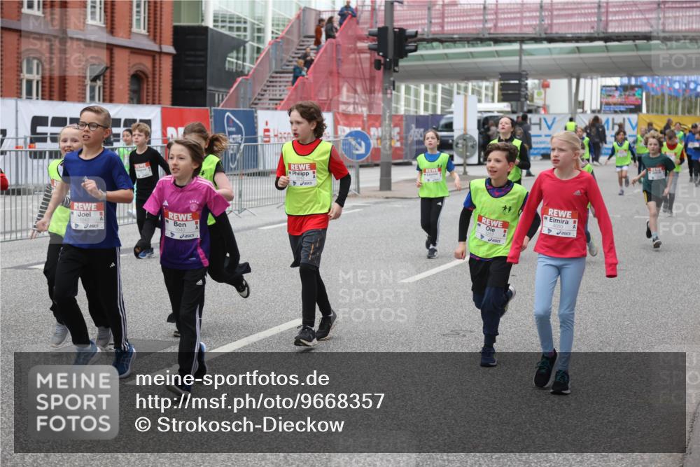 25.04.2026 - Das Zehntel Strokosch-Dieckow http://msf.ph/oto/9668357 25.04.2026 08:14:19 Allgemein zum Event 1, 1042, 4050 meine-sportfotos.de