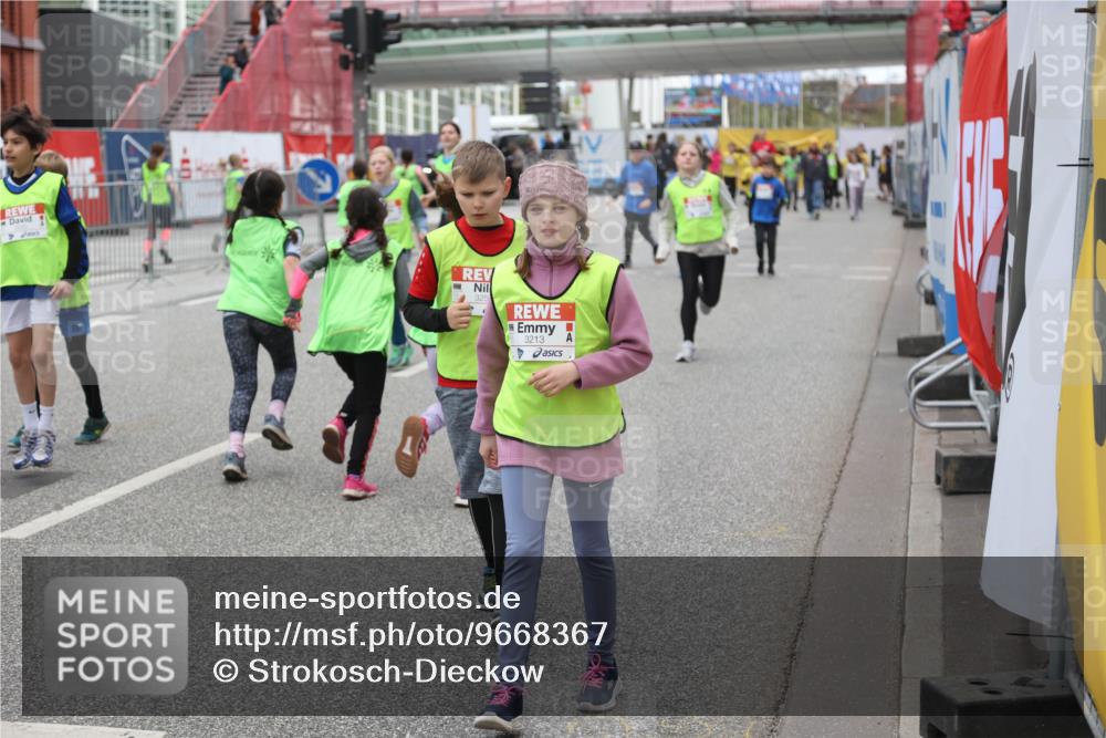 25.04.2026 - Das Zehntel Strokosch-Dieckow http://msf.ph/oto/9668367 25.04.2026 08:14:26 Allgemein zum Event 1, 101, 32, 3213 meine-sportfotos.de