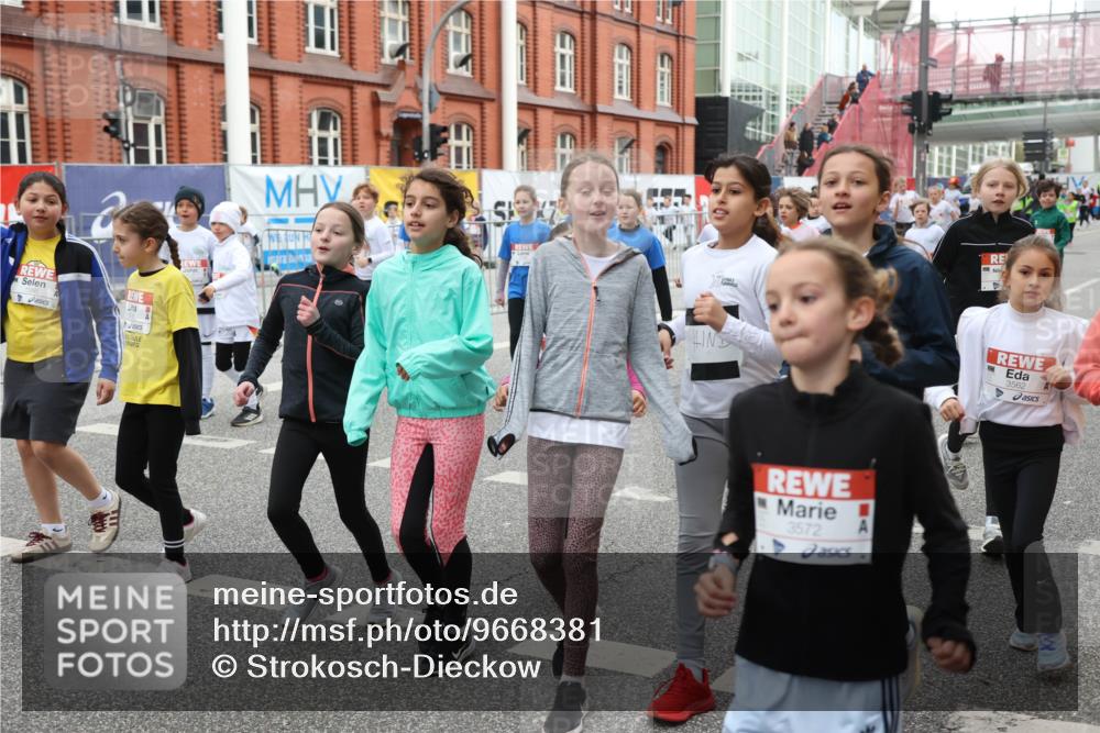 25.04.2026 - Das Zehntel Strokosch-Dieckow http://msf.ph/oto/9668381 25.04.2026 08:15:02 Allgemein zum Event 3572, 3562 meine-sportfotos.de