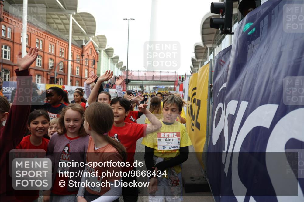 25.04.2026 - Das Zehntel Strokosch-Dieckow http://msf.ph/oto/9668434 25.04.2026 08:15:34 Allgemein zum Event 2600, 2807 meine-sportfotos.de