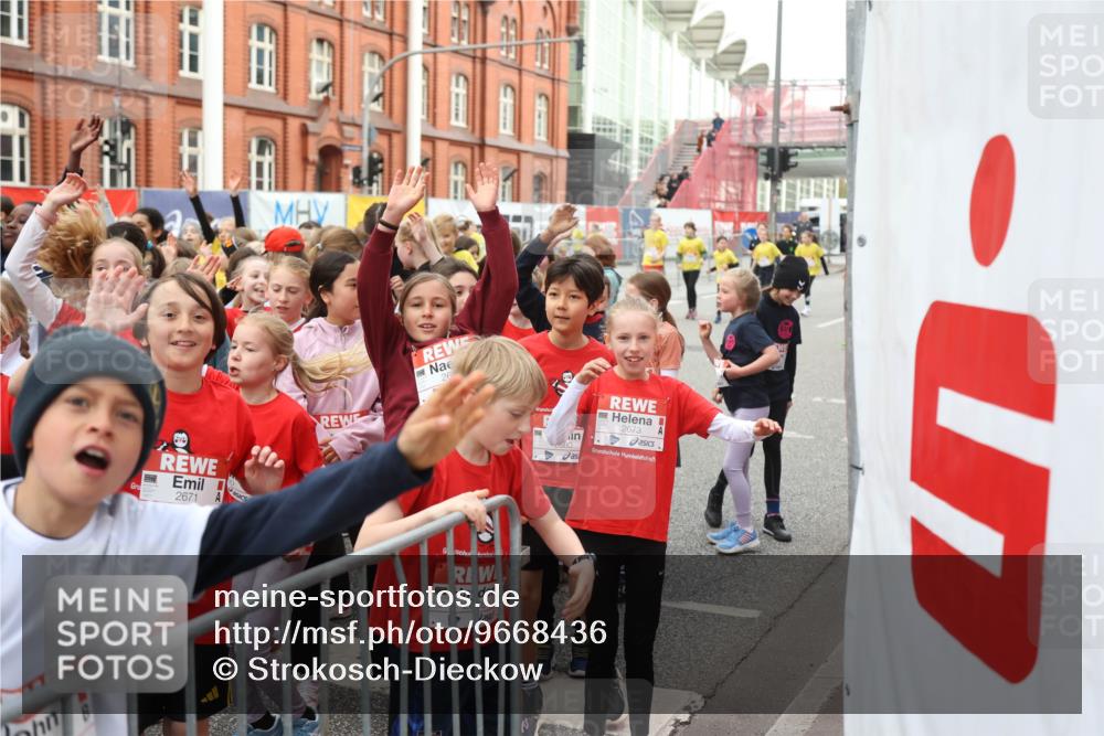 25.04.2026 - Das Zehntel Strokosch-Dieckow http://msf.ph/oto/9668436 25.04.2026 08:16:28 Allgemein zum Event 2671, 26, 26, 18, 80, 2673 meine-sportfotos.de