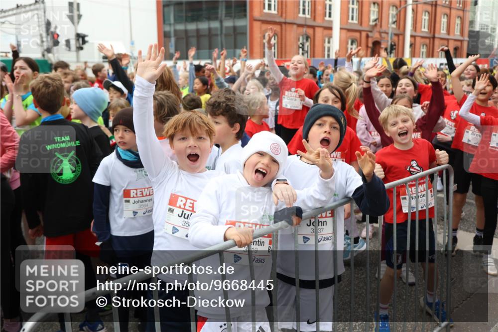 25.04.2026 - Das Zehntel Strokosch-Dieckow http://msf.ph/oto/9668445 25.04.2026 08:16:30 Allgemein zum Event 3564, 35, 648, 3, 19, 3, 37 meine-sportfotos.de