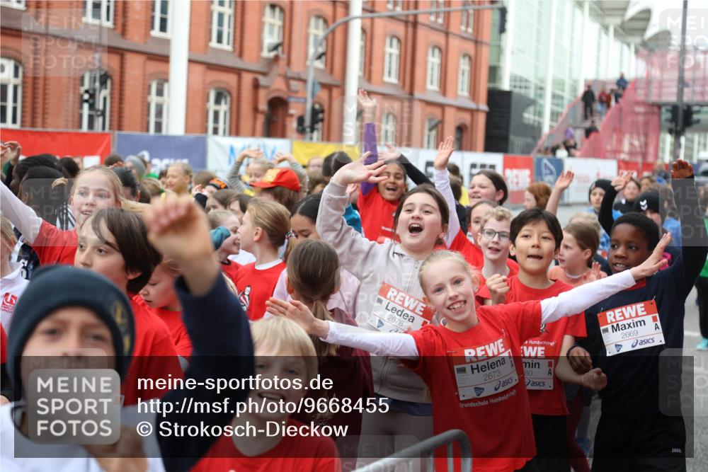25.04.2026 - Das Zehntel Strokosch-Dieckow http://msf.ph/oto/9668455 25.04.2026 08:16:33 Allgemein zum Event 2678, 2673, 80, 2669 meine-sportfotos.de