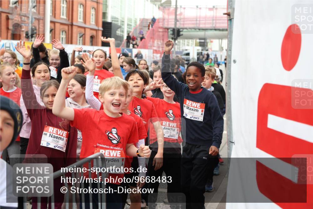 25.04.2026 - Das Zehntel Strokosch-Dieckow http://msf.ph/oto/9668483 25.04.2026 08:16:41 Allgemein zum Event 2656, 2648, 87, 2686, 2669 meine-sportfotos.de