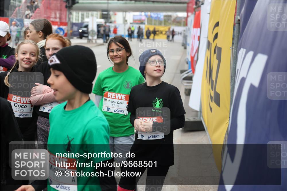 25.04.2026 - Das Zehntel Strokosch-Dieckow http://msf.ph/oto/9668501 25.04.2026 08:17:10 Allgemein zum Event 1725, 1730, 1727, 1716 meine-sportfotos.de