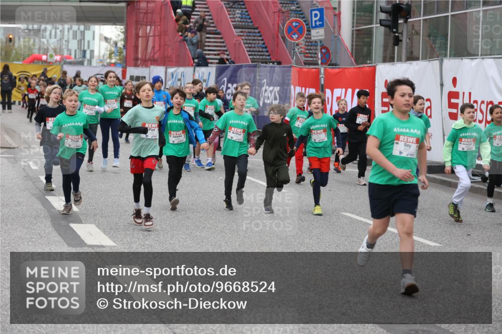 25.04.2026 - Das Zehntel Strokosch-Dieckow http://msf.ph/oto/9668524 25.04.2026 08:18:38 Allgemein zum Event 44444444, 44444444, 44444444, 44444444 meine-sportfotos.de