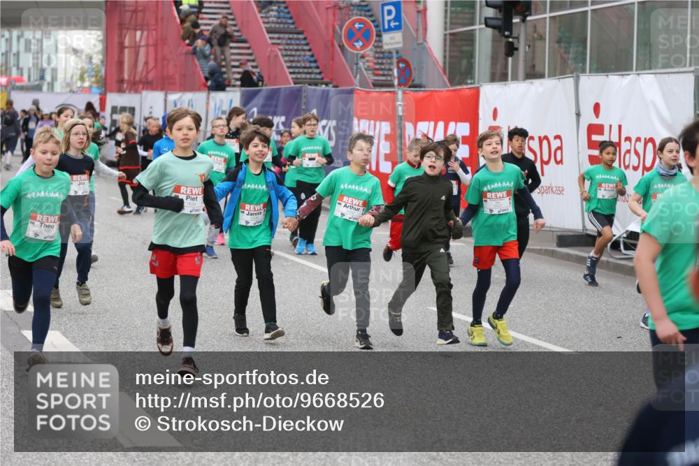25.04.2026 - Das Zehntel Strokosch-Dieckow http://msf.ph/oto/9668526 25.04.2026 08:18:39 Allgemein zum Event 444444, 44444, 44444444 meine-sportfotos.de