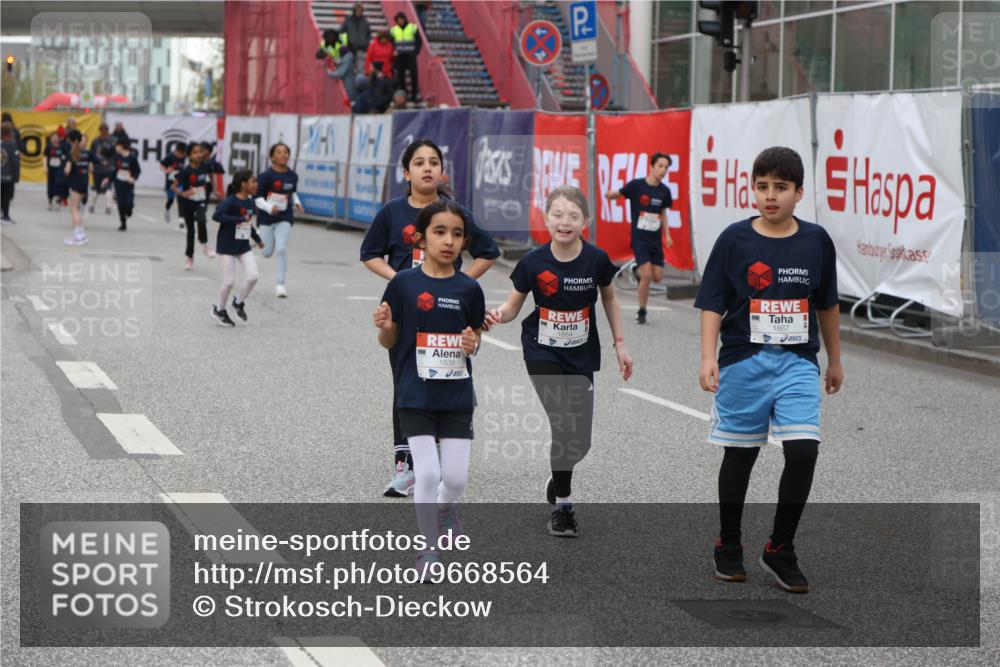 25.04.2026 - Das Zehntel Strokosch-Dieckow http://msf.ph/oto/9668564 25.04.2026 08:18:58 Allgemein zum Event 1854, 1867, 1839 meine-sportfotos.de