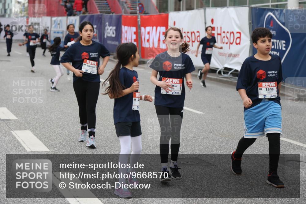 25.04.2026 - Das Zehntel Strokosch-Dieckow http://msf.ph/oto/9668570 25.04.2026 08:18:59 Allgemein zum Event 1855, 1834, 1867 meine-sportfotos.de