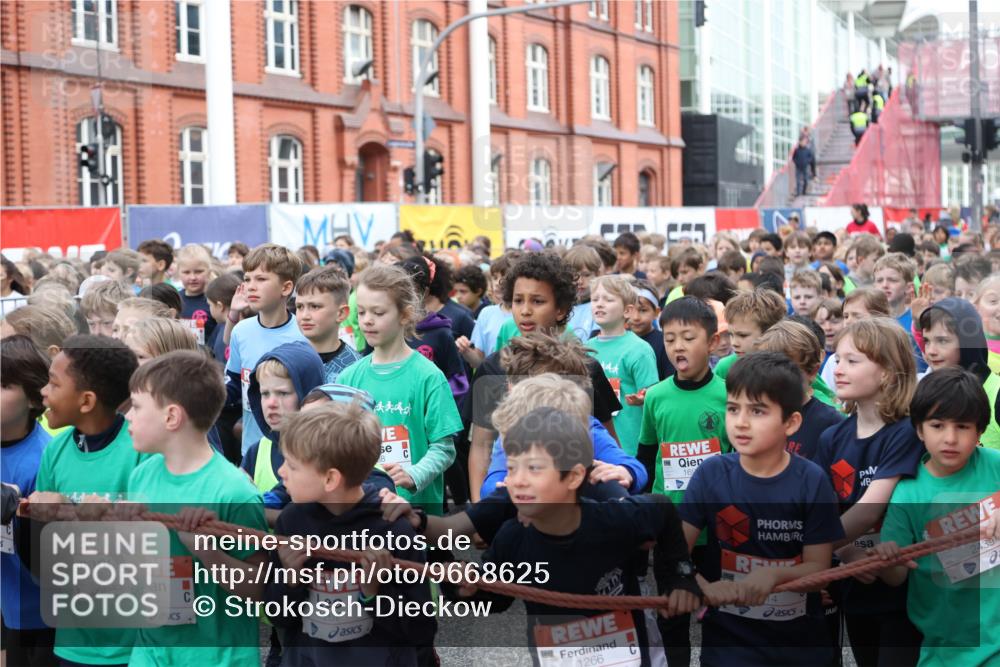 25.04.2026 - Das Zehntel Strokosch-Dieckow http://msf.ph/oto/9668625 25.04.2026 08:30:59 Allgemein zum Event 2442, 445, 68, 169, 1267, 1266, 2439 meine-sportfotos.de