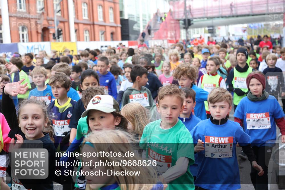 25.04.2026 - Das Zehntel Strokosch-Dieckow http://msf.ph/oto/9668626 25.04.2026 08:31:02 Allgemein zum Event 3931, 2409, 2120, 2125 meine-sportfotos.de