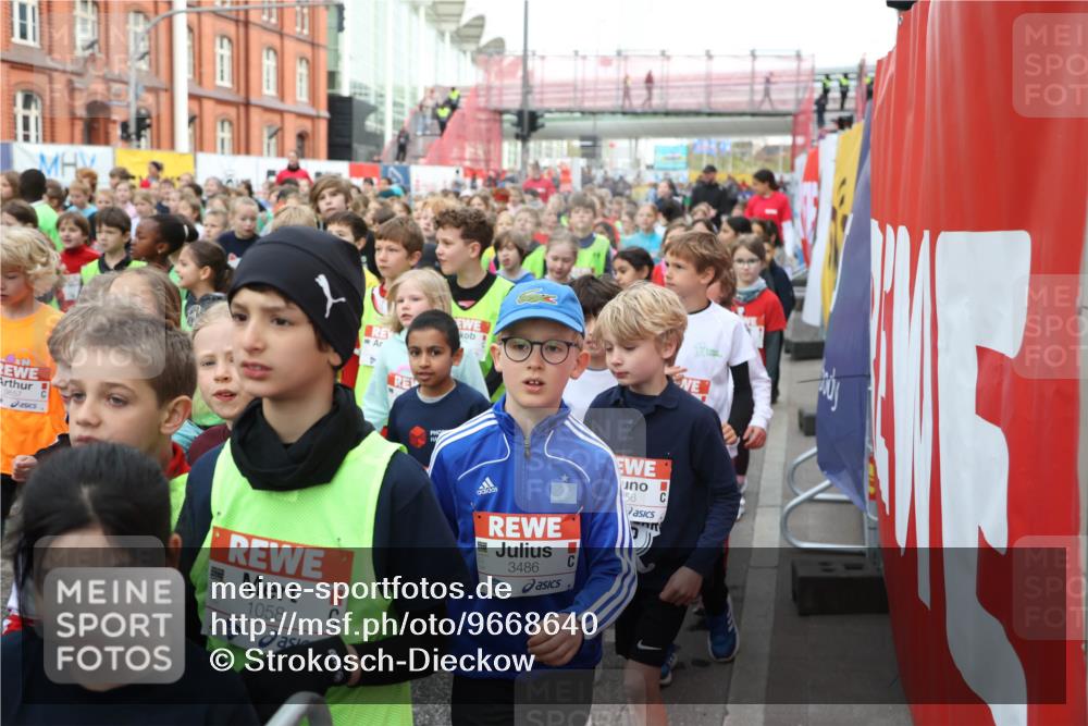 25.04.2026 - Das Zehntel Strokosch-Dieckow http://msf.ph/oto/9668640 25.04.2026 08:31:06 Allgemein zum Event 3657, 1058, 3486, 56 meine-sportfotos.de