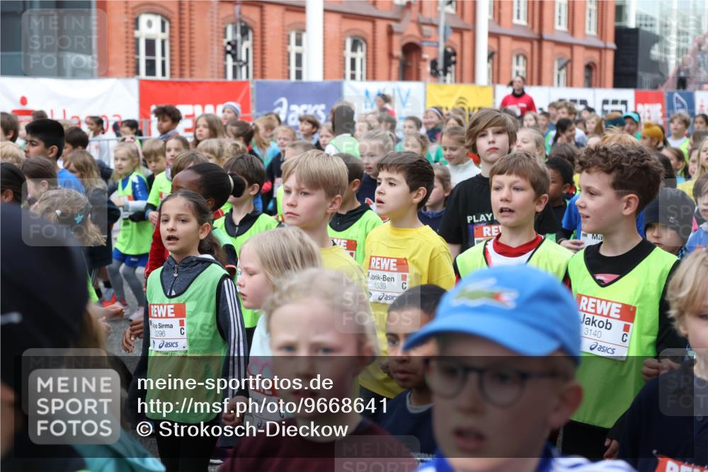 25.04.2026 - Das Zehntel Strokosch-Dieckow http://msf.ph/oto/9668641 25.04.2026 08:31:08 Allgemein zum Event 3296, 942, 1539, 3140 meine-sportfotos.de