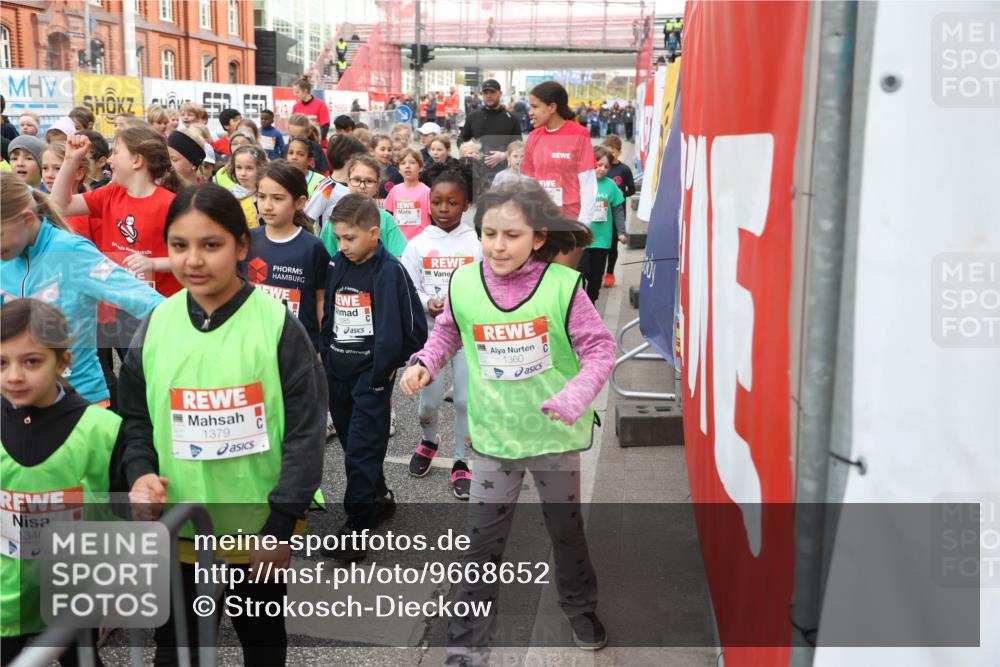 25.04.2026 - Das Zehntel Strokosch-Dieckow http://msf.ph/oto/9668652 25.04.2026 08:31:12 Allgemein zum Event 1340, 1360, 1379 meine-sportfotos.de