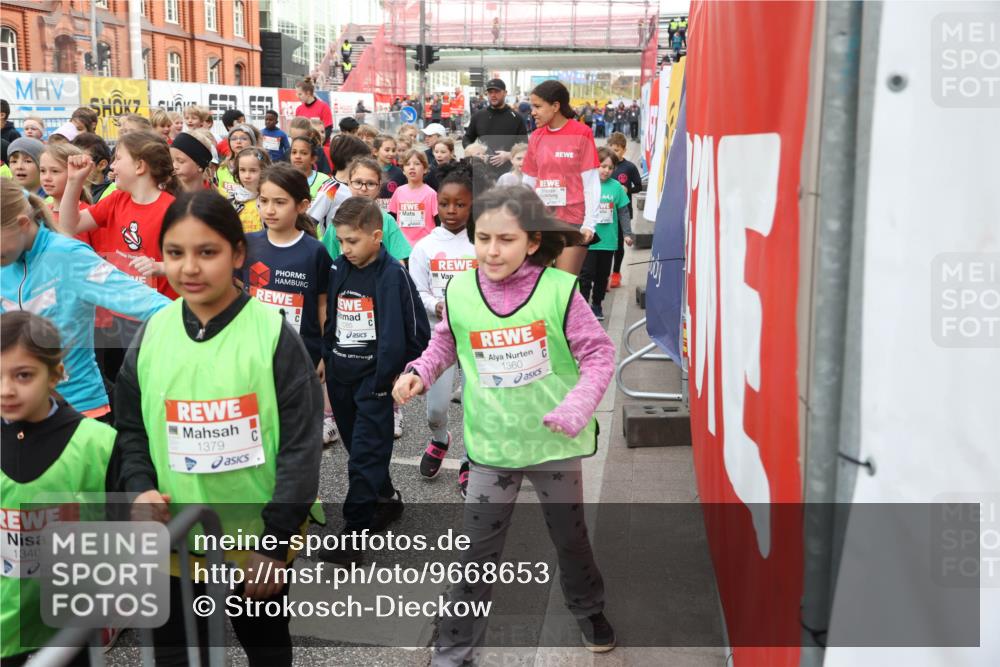 25.04.2026 - Das Zehntel Strokosch-Dieckow http://msf.ph/oto/9668653 25.04.2026 08:31:12 Allgemein zum Event 1340, 829, 1379, 1360 meine-sportfotos.de