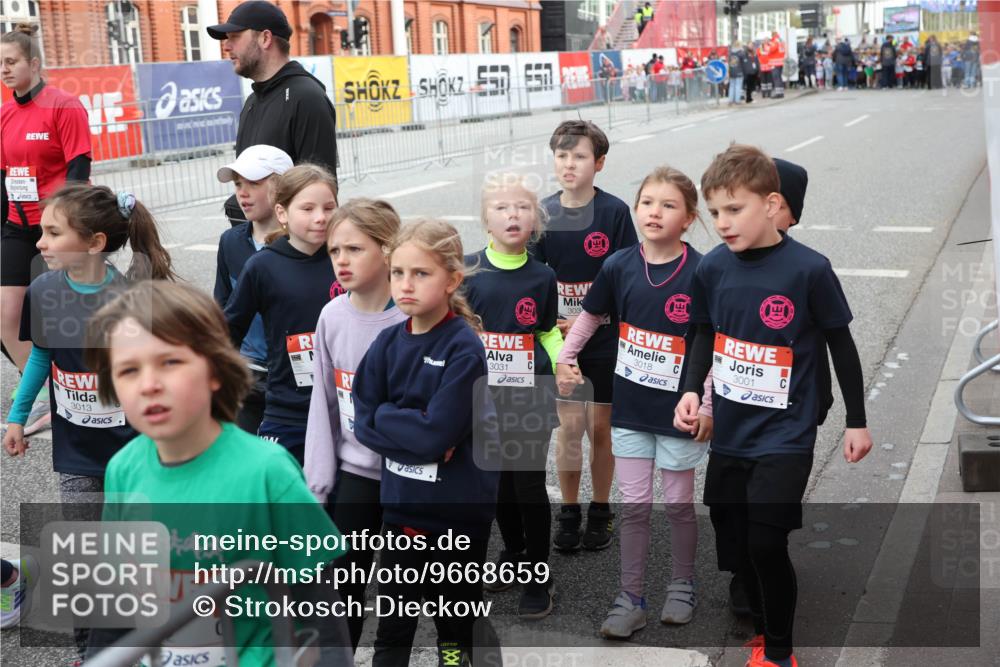 25.04.2026 - Das Zehntel Strokosch-Dieckow http://msf.ph/oto/9668659 25.04.2026 08:31:19 Allgemein zum Event 3013, 767, 3031, 303, 3018, 3001 meine-sportfotos.de