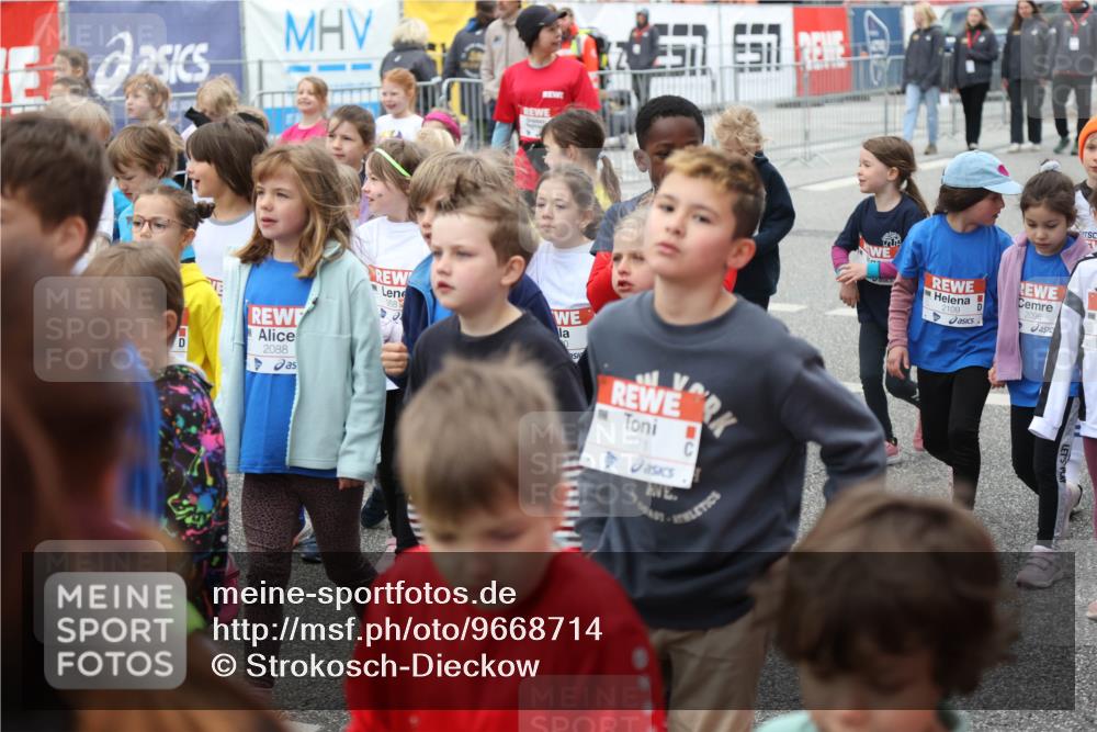 25.04.2026 - Das Zehntel Strokosch-Dieckow http://msf.ph/oto/9668714 25.04.2026 08:33:01 Allgemein zum Event 2088, 368, 1371, 2109, 2096 meine-sportfotos.de