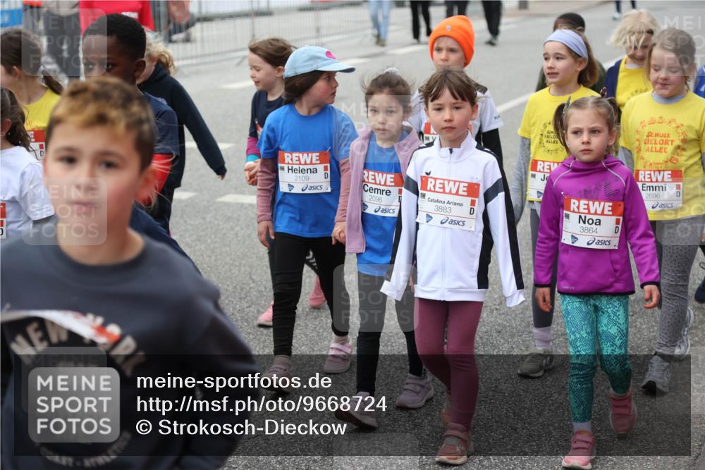 25.04.2026 - Das Zehntel Strokosch-Dieckow http://msf.ph/oto/9668724 25.04.2026 08:33:02 Allgemein zum Event 1997, 2109, 2096, 3883, 3864, 2696 meine-sportfotos.de